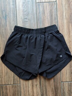 Nani Black Small Athletic Shorts Skort